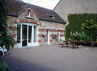 Gîte 'Violette' - LURCY-LE-BOURG