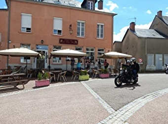 Hôtel-Restaurant Le Lion d'Or - OUROUX-EN-MORVAN