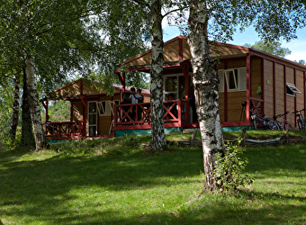 Chalets du Camping Carpodrome l'Etang de la Fougeraie  - SAINT-LEGER-DE-FOUGERET