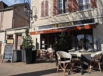 Brasserie Le Square - COSNE-COURS-SUR-LOIRE