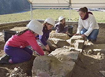 Atelier archéo à Bibracte - SAINT-LEGER-SOUS-BEUVRAY