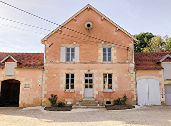 La Maison des Chaumes - ENTRAINS-SUR-NOHAIN